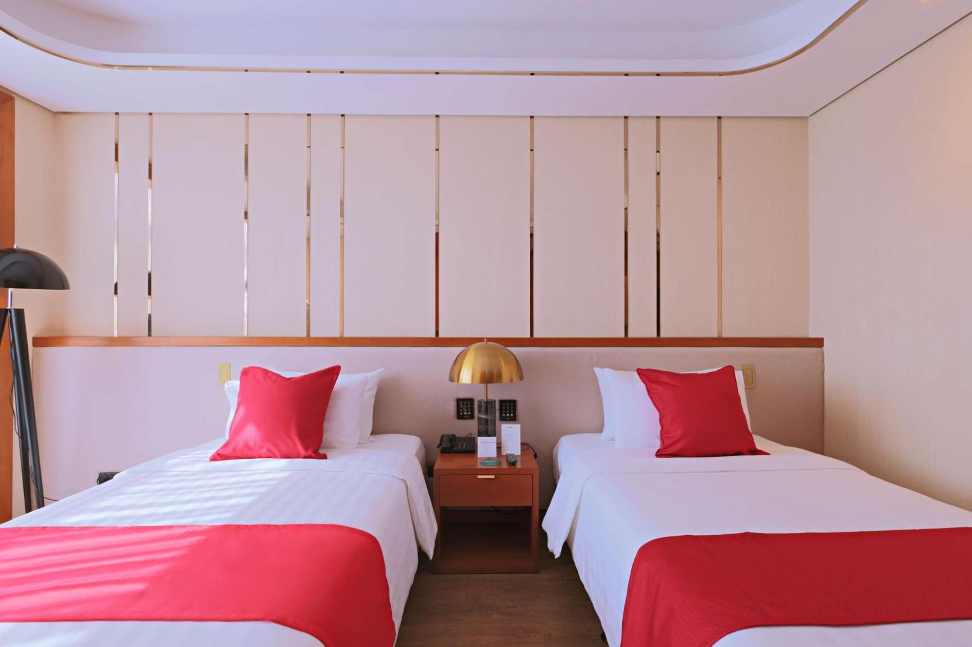 Best Western Plus Metro Clark Анхелес Экстерьер фото